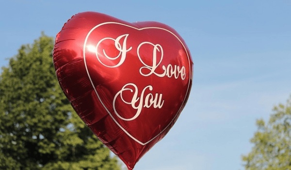 十二星座女生性格大揭秘：哪些星座最易陷入「强者困境」？